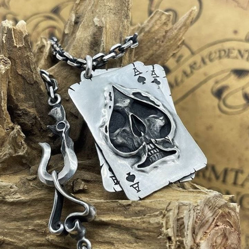 Spade Poker Skull Pendant Necklace