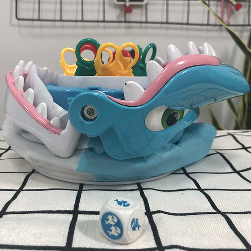 Shark Bite Game - Watch Your Fingers!