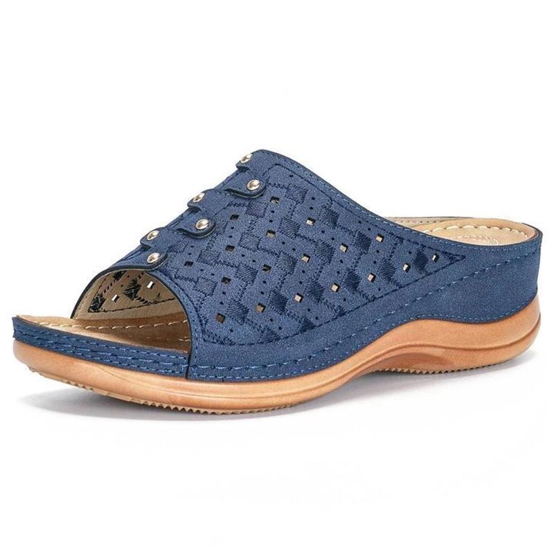 Hollow Embossed Wedge Slides