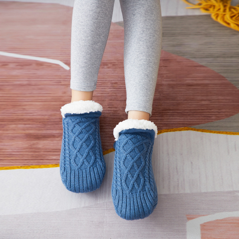 Lilyrhyme™ V-mouth Fluffy Slipper Socks